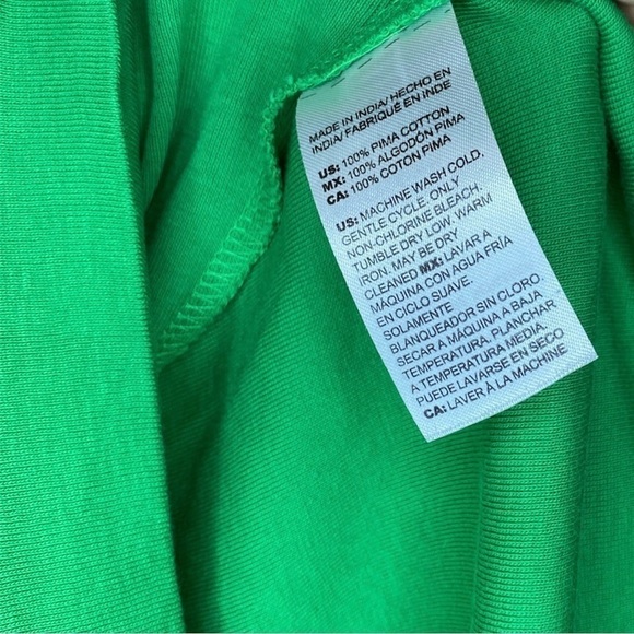 Chicos The Ultimate Tee V-Neck Solid Green Pima Cotton Short Sleeve Size Medium - Picture 3 of 4